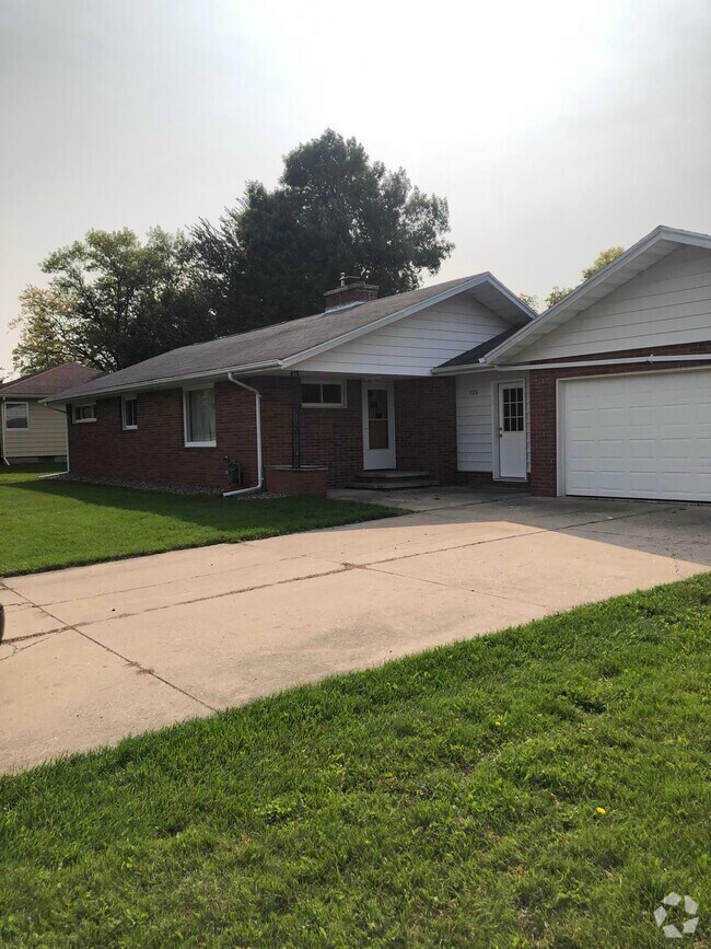 Houses for Rent in Owatonna, MN 2 Rentals