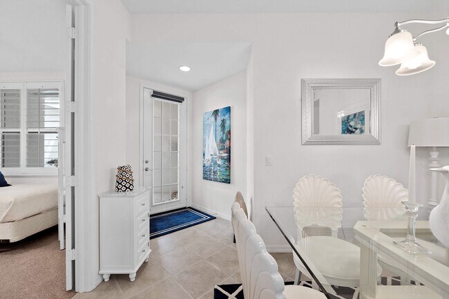 Photo - 4685 Hawks Nest Way