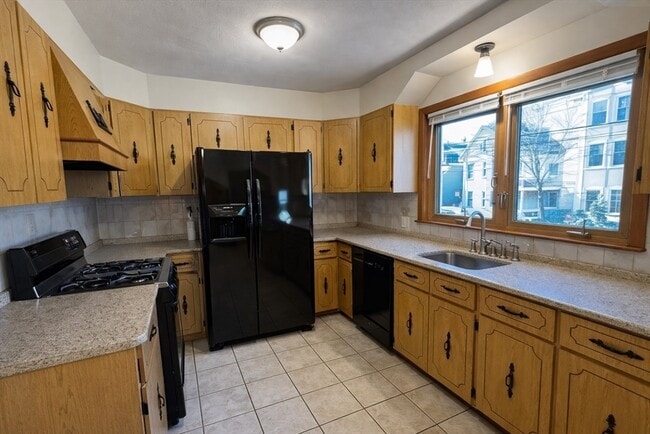 Photo - 198 Washington St Unit 1