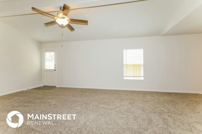 Photo - 26869 Steinbeck Dr