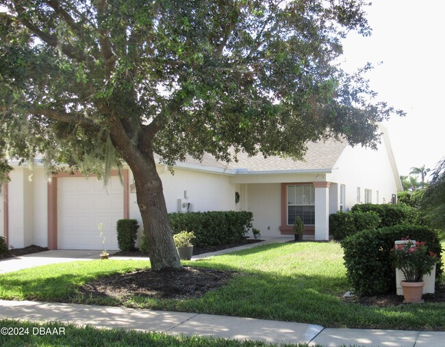 Photo - 1419 Coconut Palm Cir Townhome