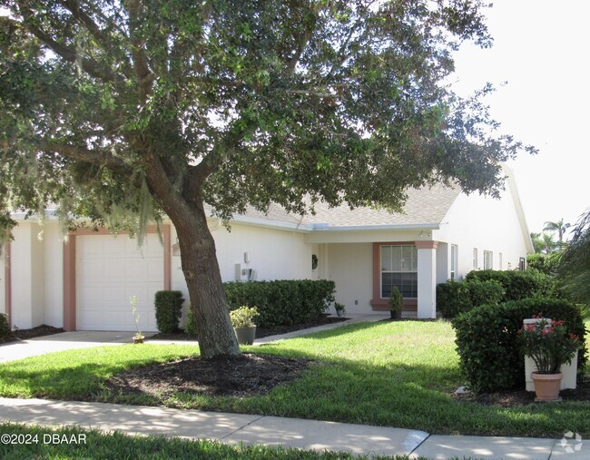 Building Photo - 1419 Coconut Palm Cir Rental