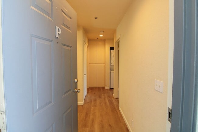 Photo - 2 Bedroom, 2 Bathroom + Loft - Top Floor Condo in Parkwood Village