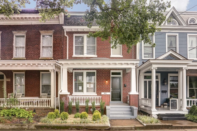 Building Photo - 421 Chimborazo Blvd