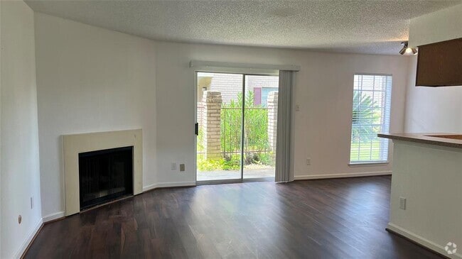 Building Photo - 2120 El Paseo St Unit 2207 Rental