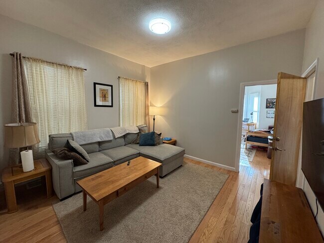 Photo - 14 Chelsea St Unit 1