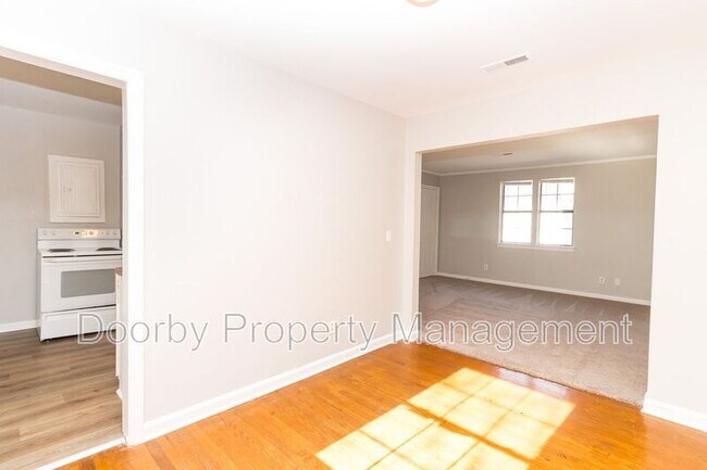 Photo - 3302 Pinewood Ave Unidad 4