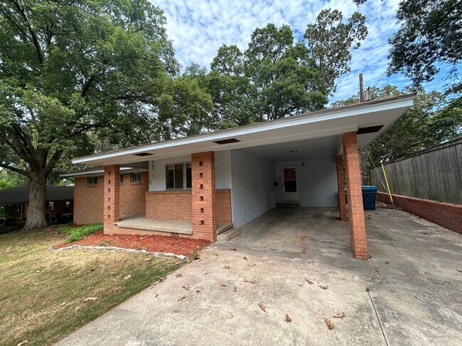 Photo - Call Property Manager Tonia Rollins at (50...