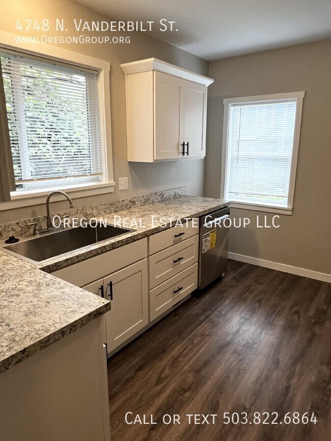 Photo - 4748 N Vanderbilt St