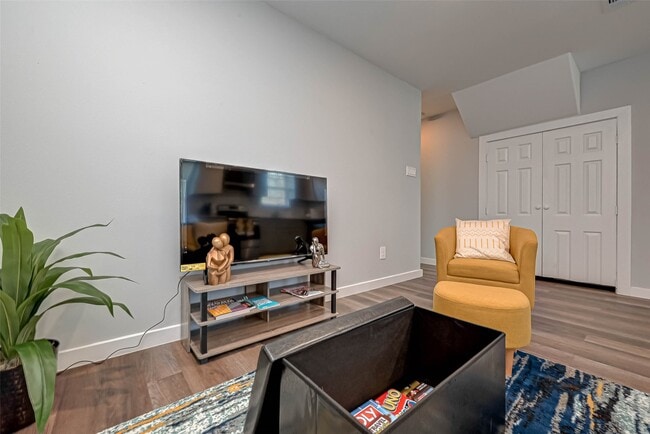 Photo - 8204 Furray Rd