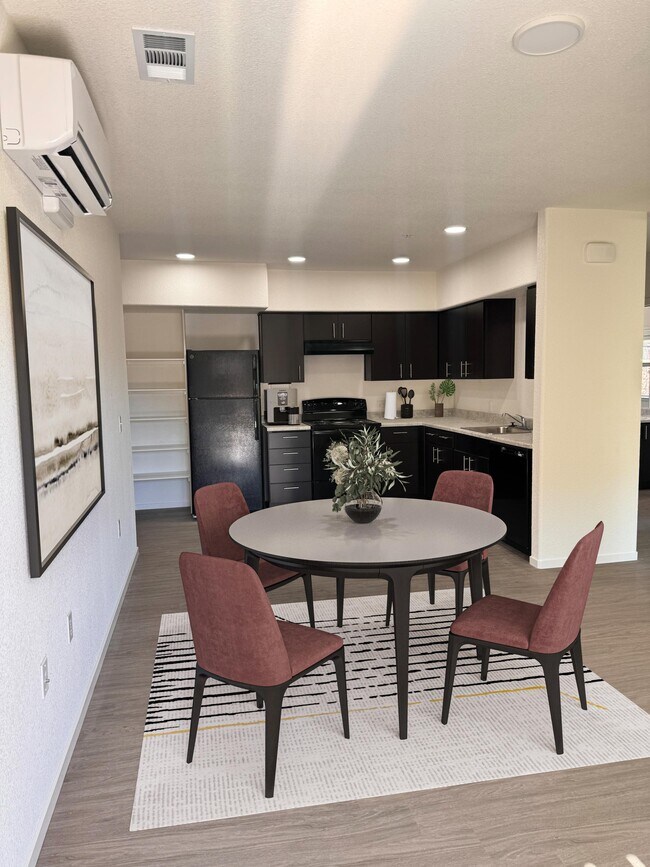 Sunrise Crossing Apartments