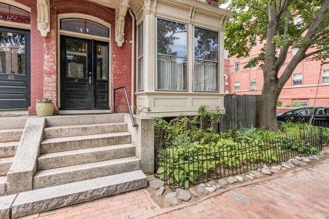 Photo - 87 Pine St Townhome