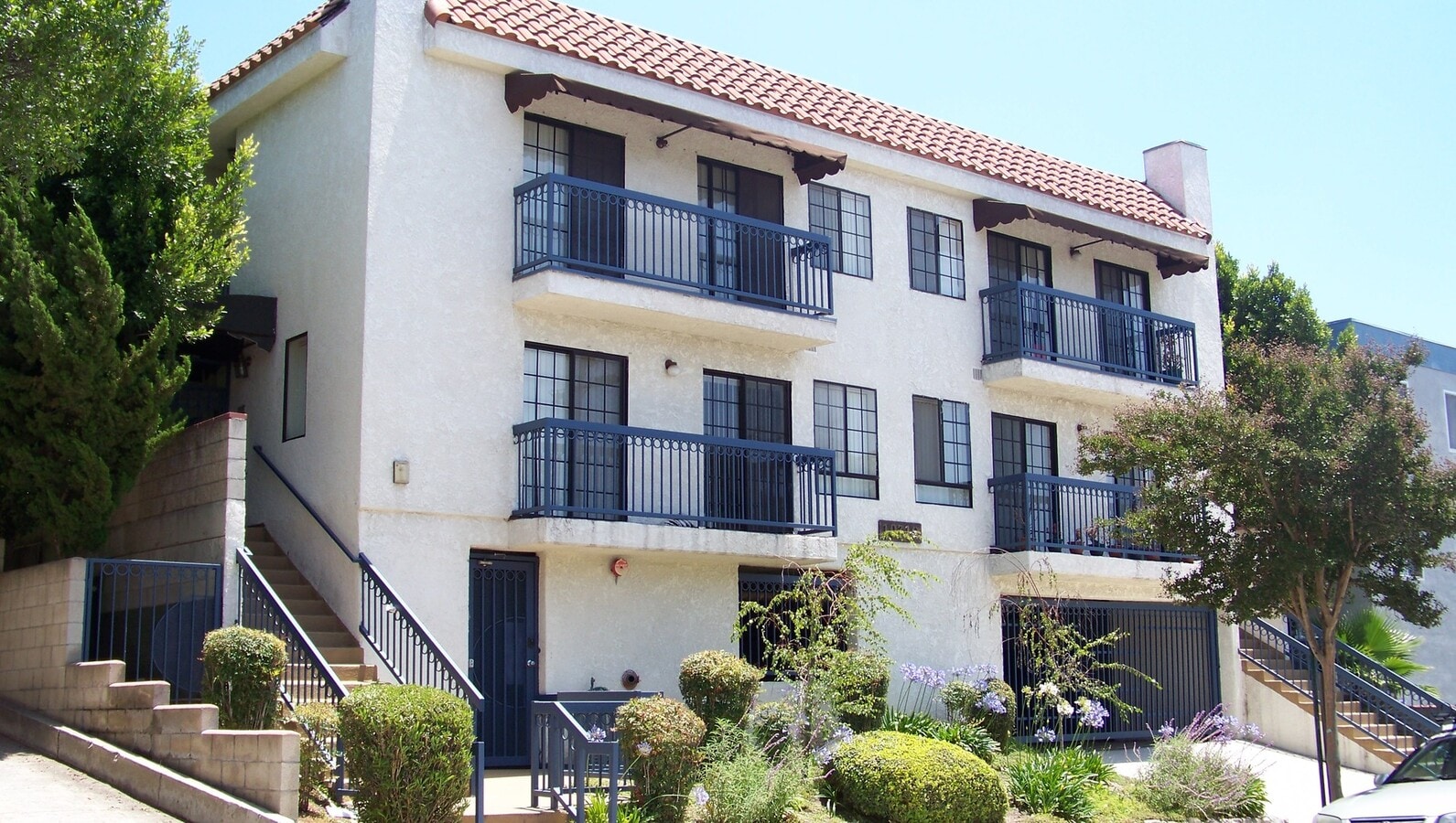 Photo - Commerce, 10318