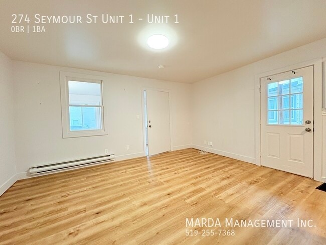 Photo - RENOVATED BACHELOR IN AMHERSTBURG + HYDRO Unité 1