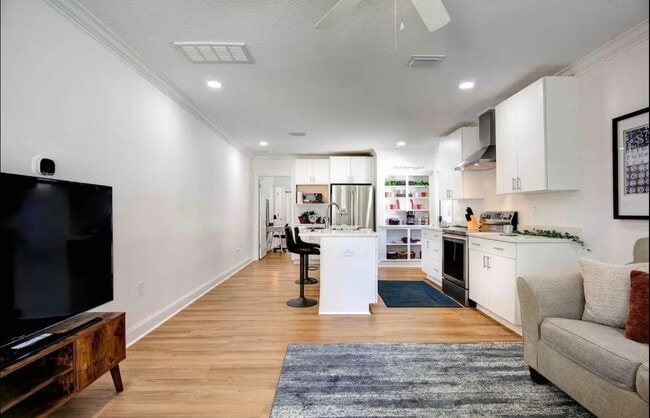 Photo - 5804 N Miami Pl Unit 2