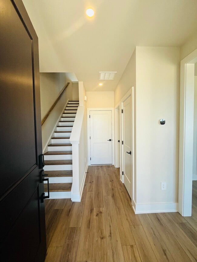 Photo - 2615 Wilkinson Pike