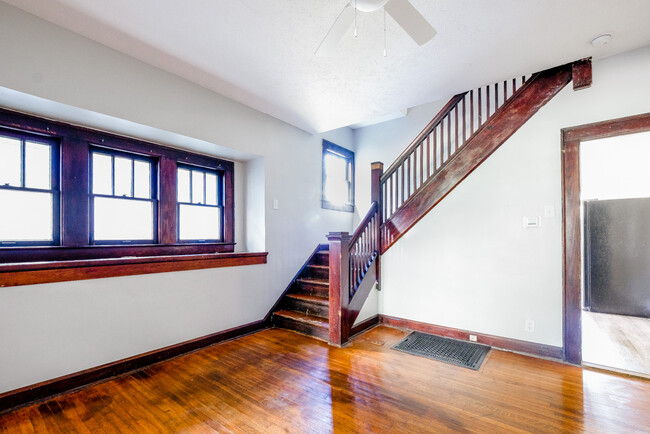 Photo - 335 N Bancroft St Townhome