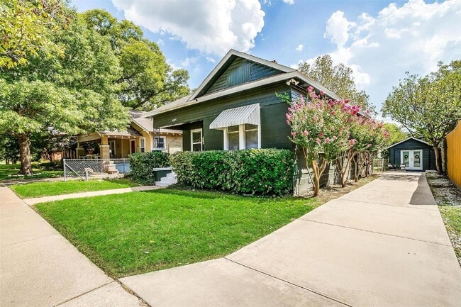Photo - Charming 2-Bed, 2-Bath in Arlington Heights! Unit A