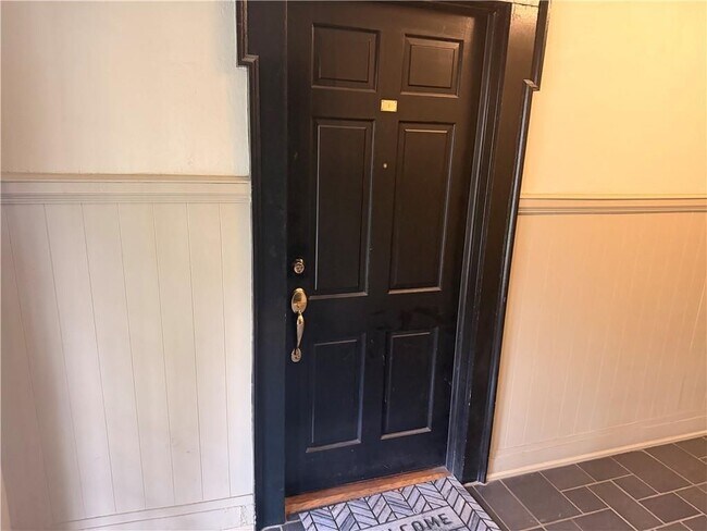 Photo - 71 Maddox Dr NE