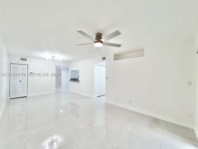 Photo - 842 NW 92nd Ave Unit 842