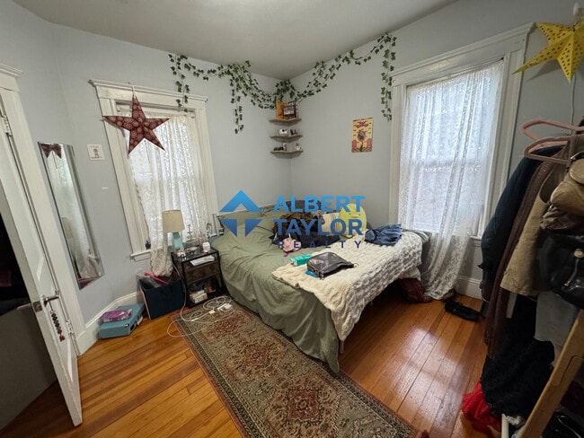 Photo - 25 Kelly Rd Unit 1