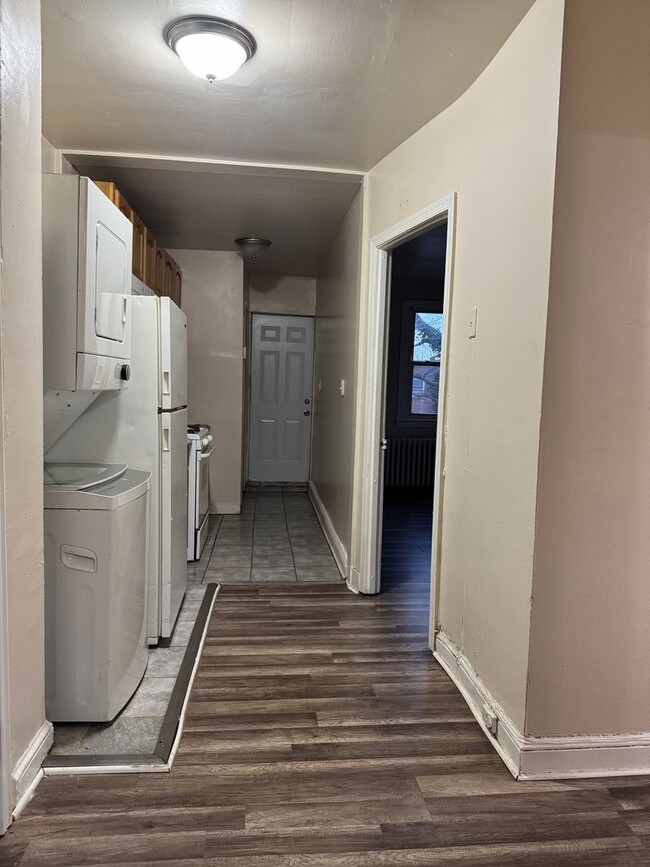 Photo - Cozy 1 BR/1 BA Apartment in Congress Heights! Unit ( 3)