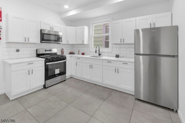 Photo - 155 Fairmount Ave Unit 2