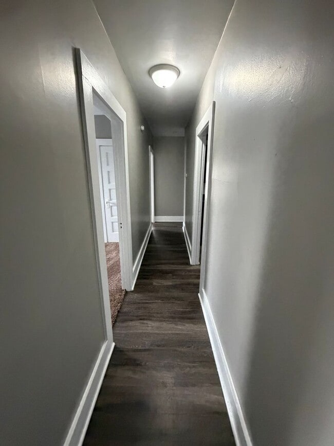 Photo - 1211 W Packard Ave Unit Apt B