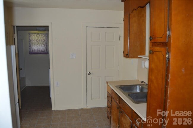 Photo - 208 Wilson St Unit B