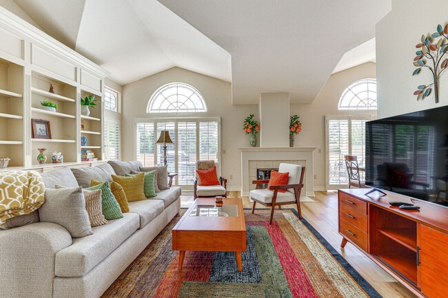 Photo - 29695 Circle R Greens Dr Unidad ID1307995P