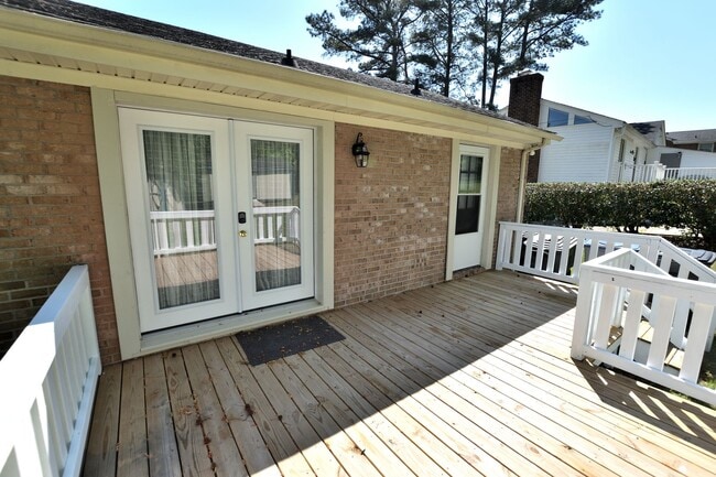 Photo - 1640 Bridgedale Dr