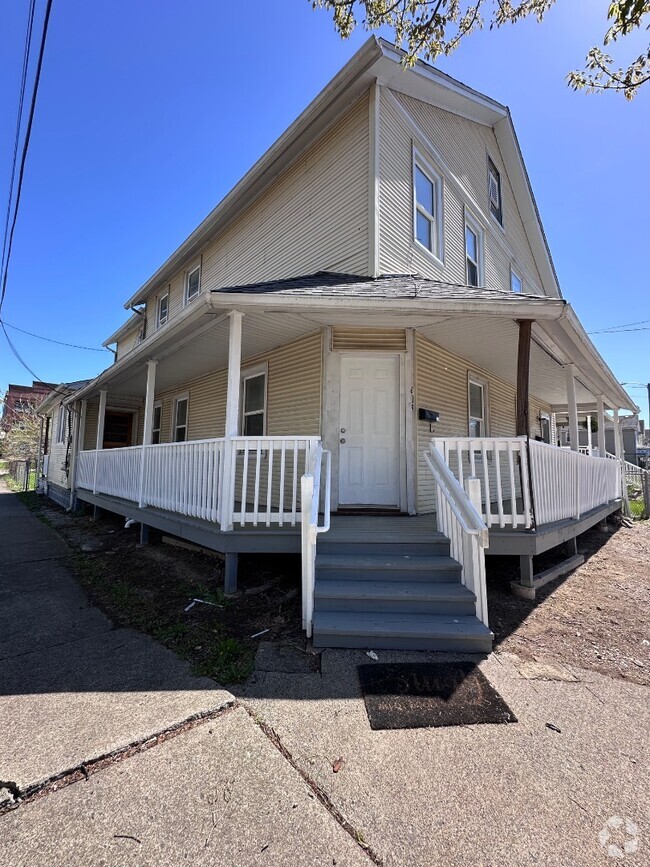 Building Photo - 607 Plymouth St Rental