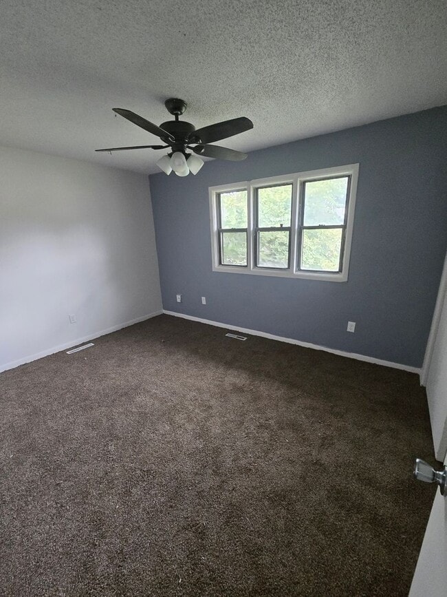 Photo - 3 bed 1 bath with partially finished basem...