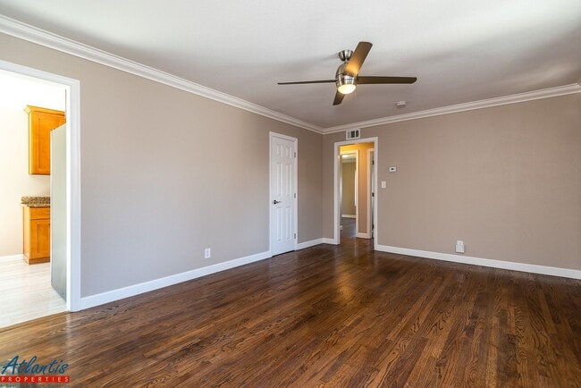 Photo - Camden 2194/2196 Unit 2194