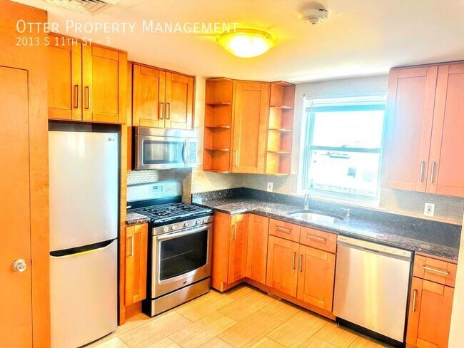 Photo - 2013 S 11th St Unit 3