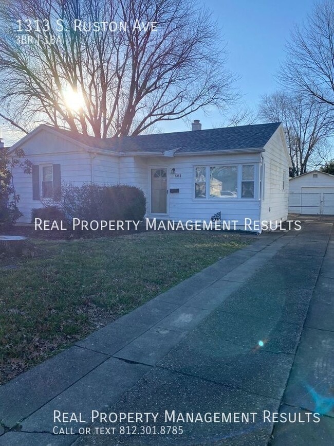 Photo - 1313 S Ruston Ave House