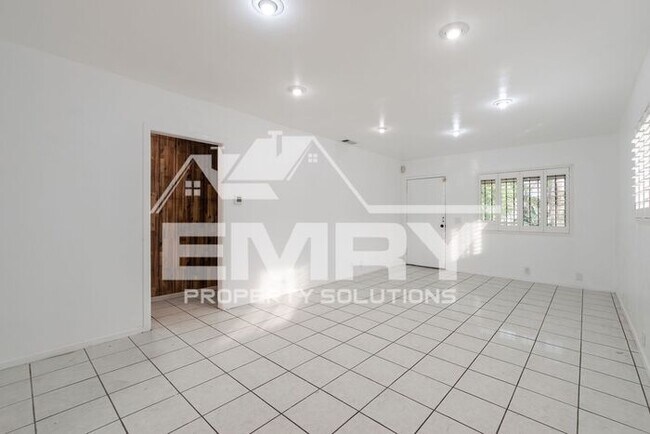 3 Bedroom 1 Bathroom House for Rent Fishburn Ave Bell CA