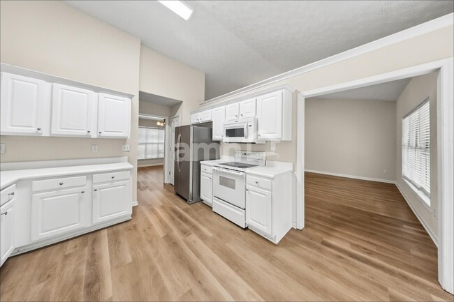 Photo - 1632 Mission Park Dr