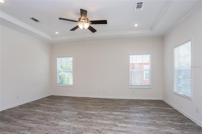 Photo - 1900 21st St S