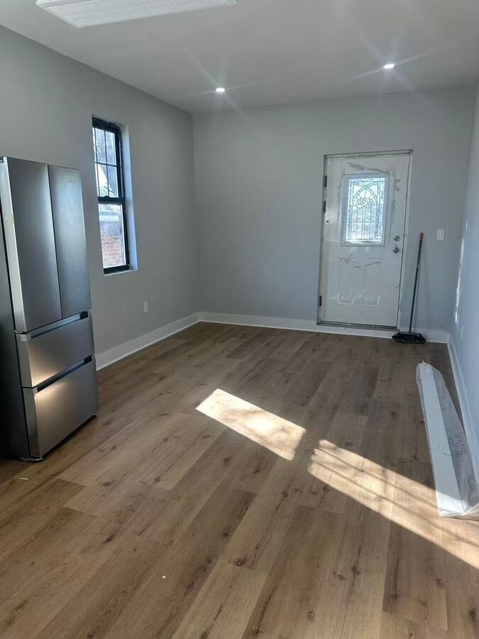 Photo - 430 Dickinson St Unit 2F