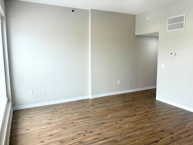 Photo - Vibrant City Living at Tower Lofts, Sidney