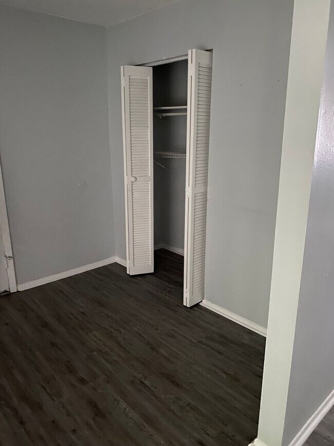 Photo - Lugo Riverhill Unit E-1