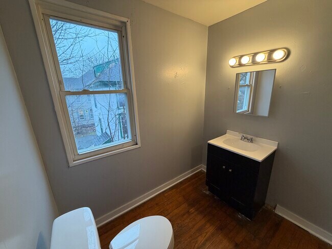 Photo - 227 Kellogg St Unidad 3