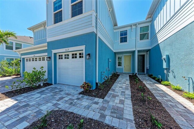 Photo - 317 Via Tuscany Ave