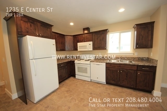 Photo - 1235 E Center St