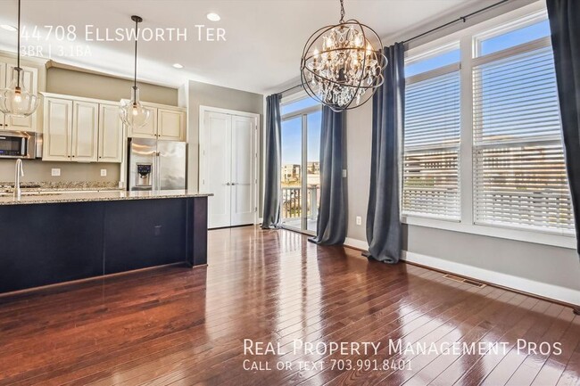 Photo - 44708 Ellsworth Terrace