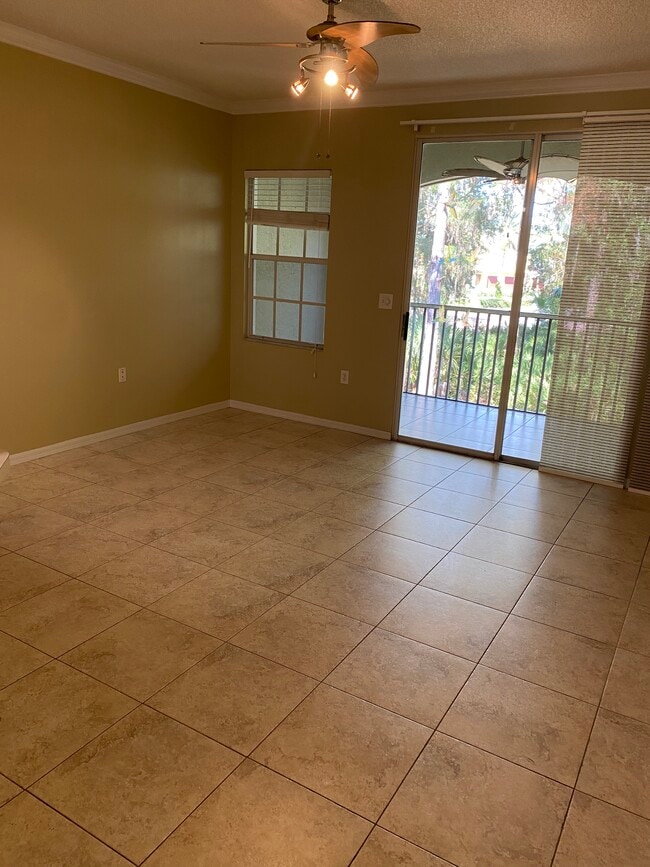 Building Photo - 4763 Travini Cir Unit 105