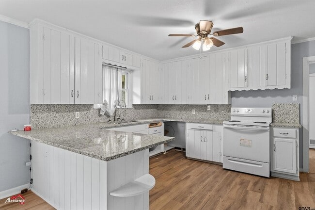 Photo - 1307 Ash Ln Casa