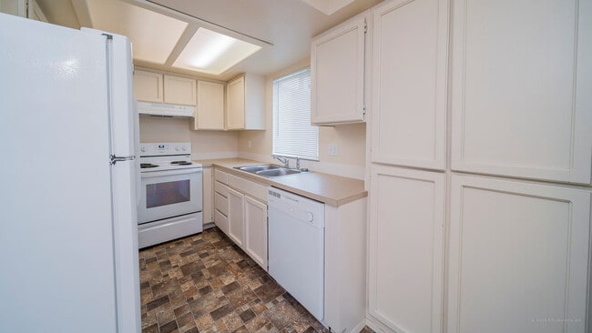 Photo - 1024 Cedar Ave Unit 1024 Cedar Ave #A