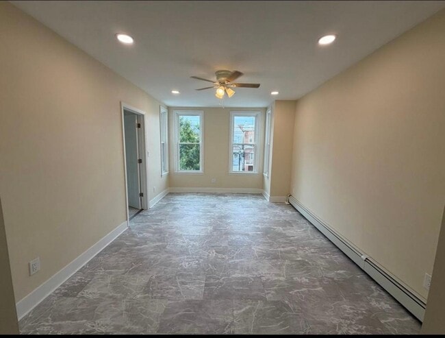 817 15th St Unit 2